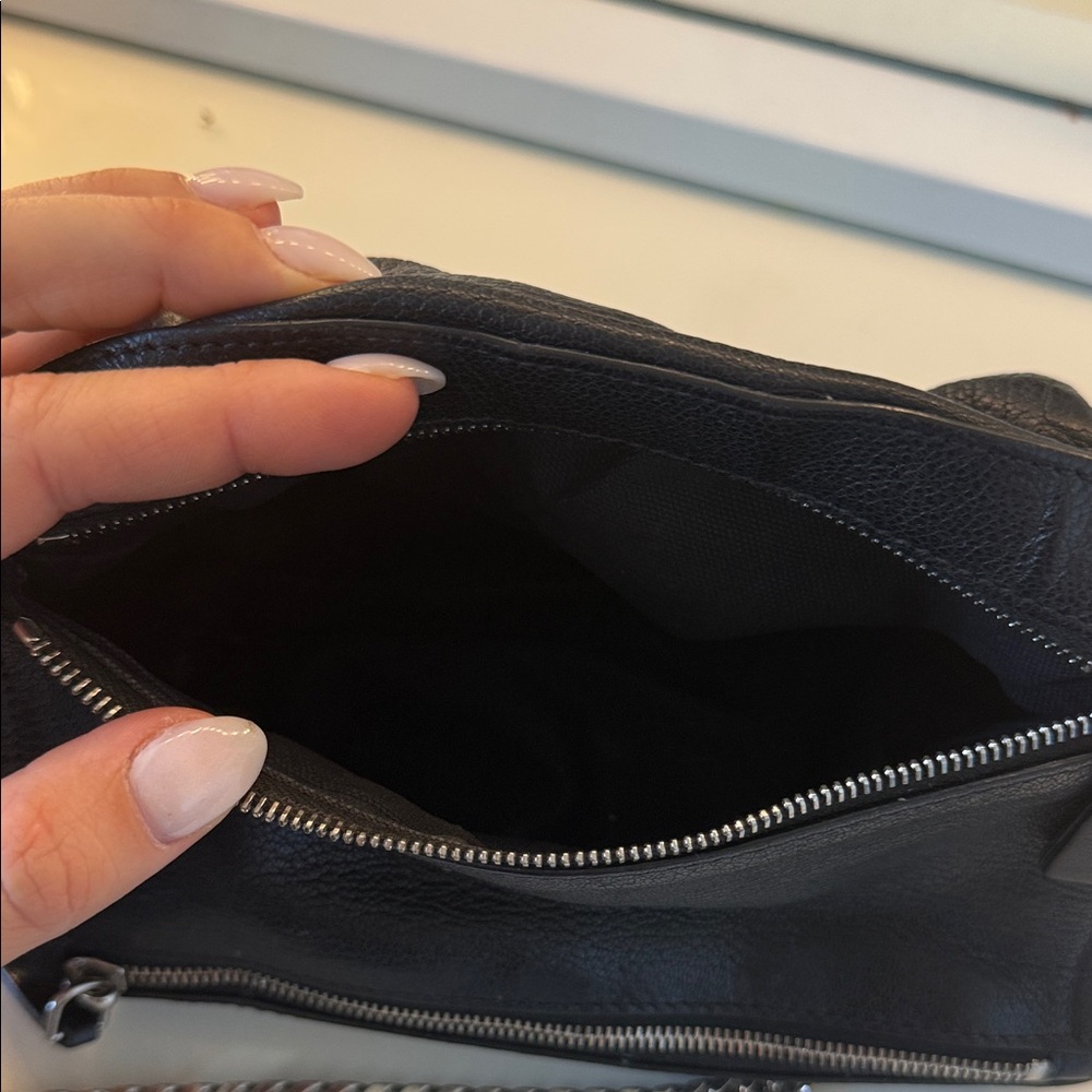Givenchy Black Leather Chain Bag - Picture 3 of 5